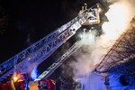 Brand in Scheune und angrenzendem Wohnhaus