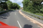 B 27 durch &Ouml;lspur verunreinigt