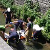 Sturz in die Schozach / Unterst&uuml;tzung Rettungsdienst