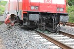 Zug gegen landwirtschaftliche Zugmaschine - Zum Gl&uuml;ck keine Verletzten